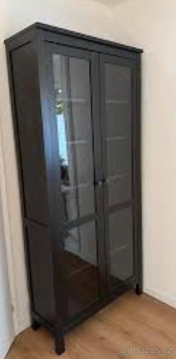 Ikea Hemnes nábytek - 3