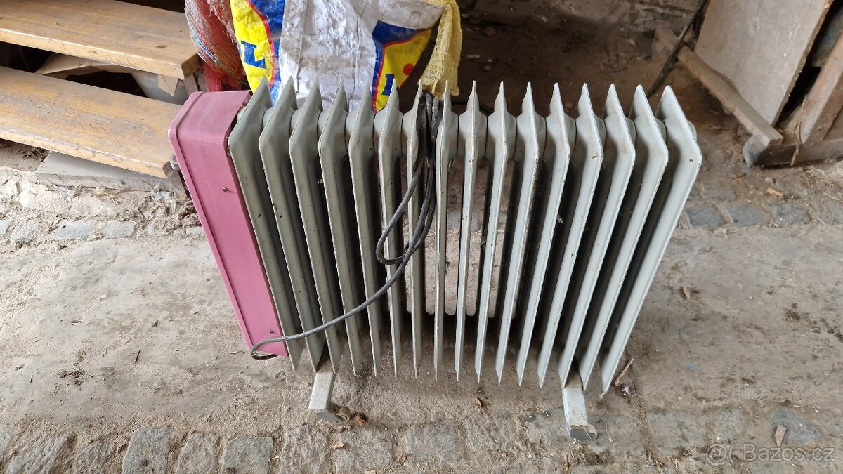 Olejový přímotop typ TR2 2000W - 3