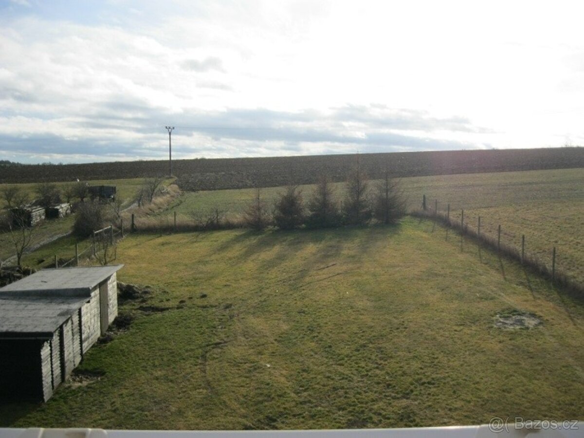 Prodej RD 4+1 s garáží Mastník u Třebíče, zahrada 1862m2 - 3