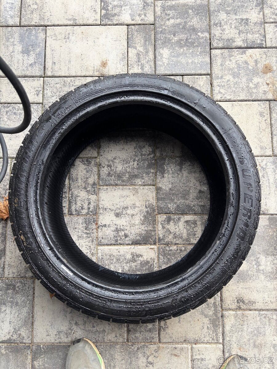 Zimni pneu 235/40/19 - 3