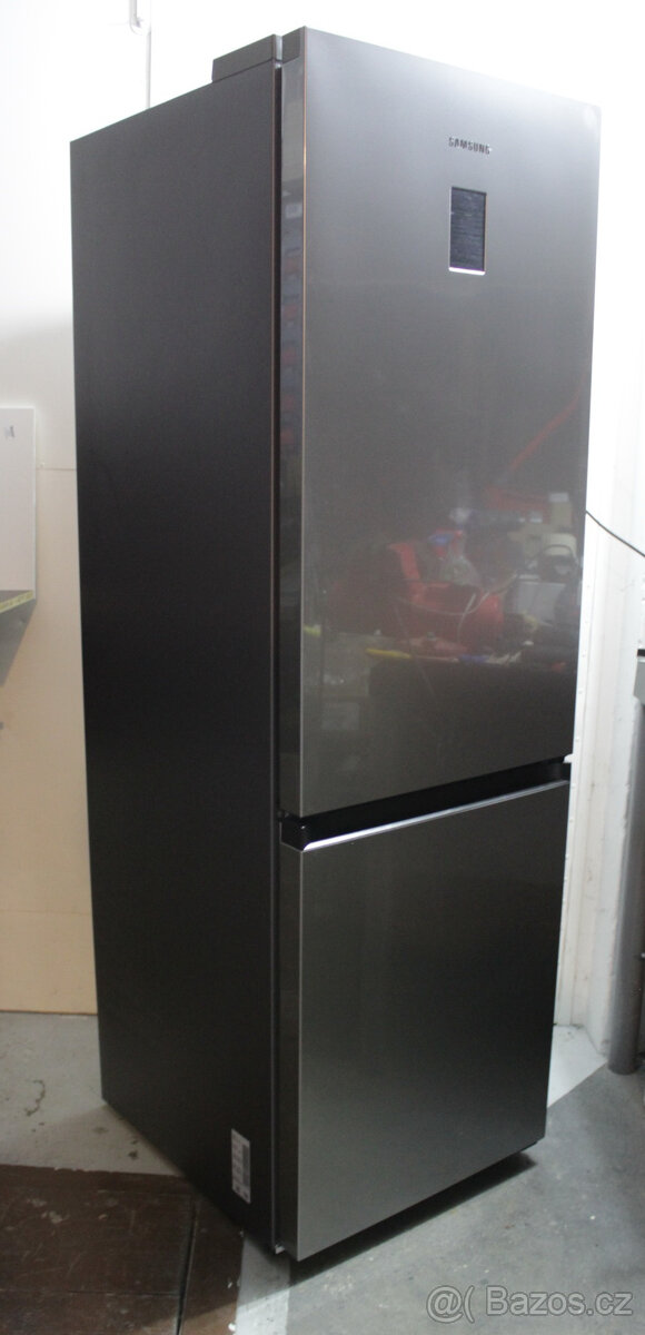 Kombinovaná chladnička Samsung RB34T670ESA - 3