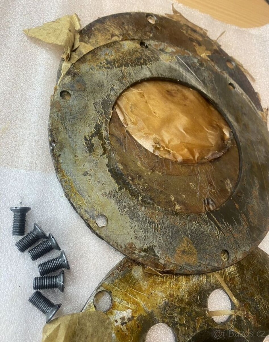 Spojka čepy setrvačníku pružiny lamely tyčka spojky ložisko - 3