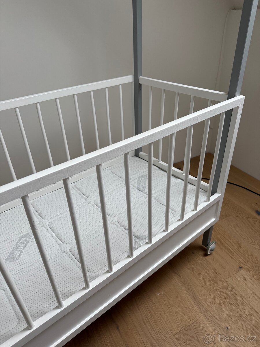 Dětská domečková postýlka - 3