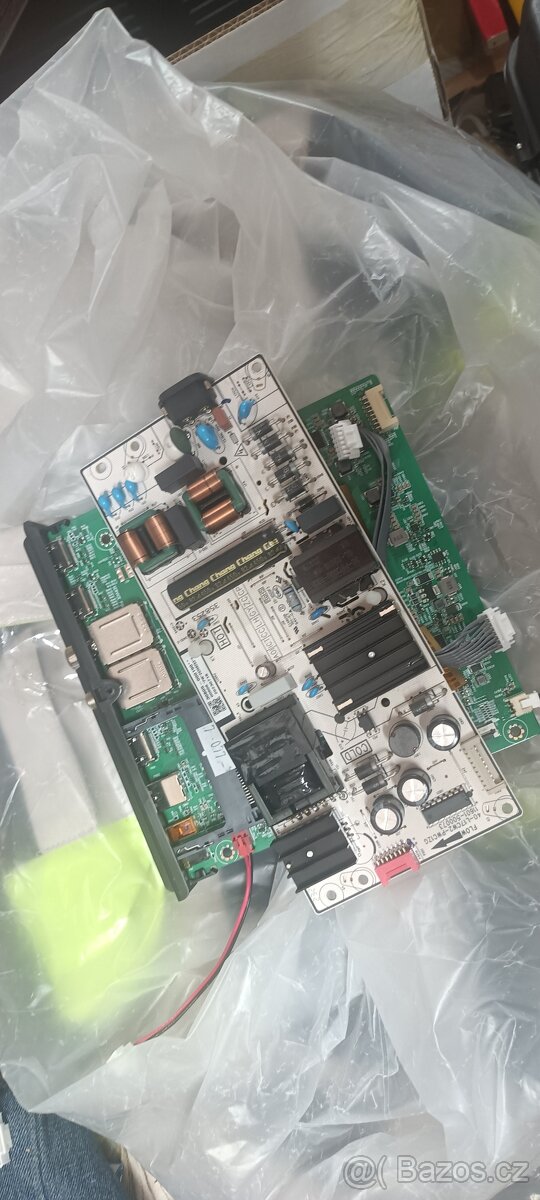 Elektronika Tv TCL - 3