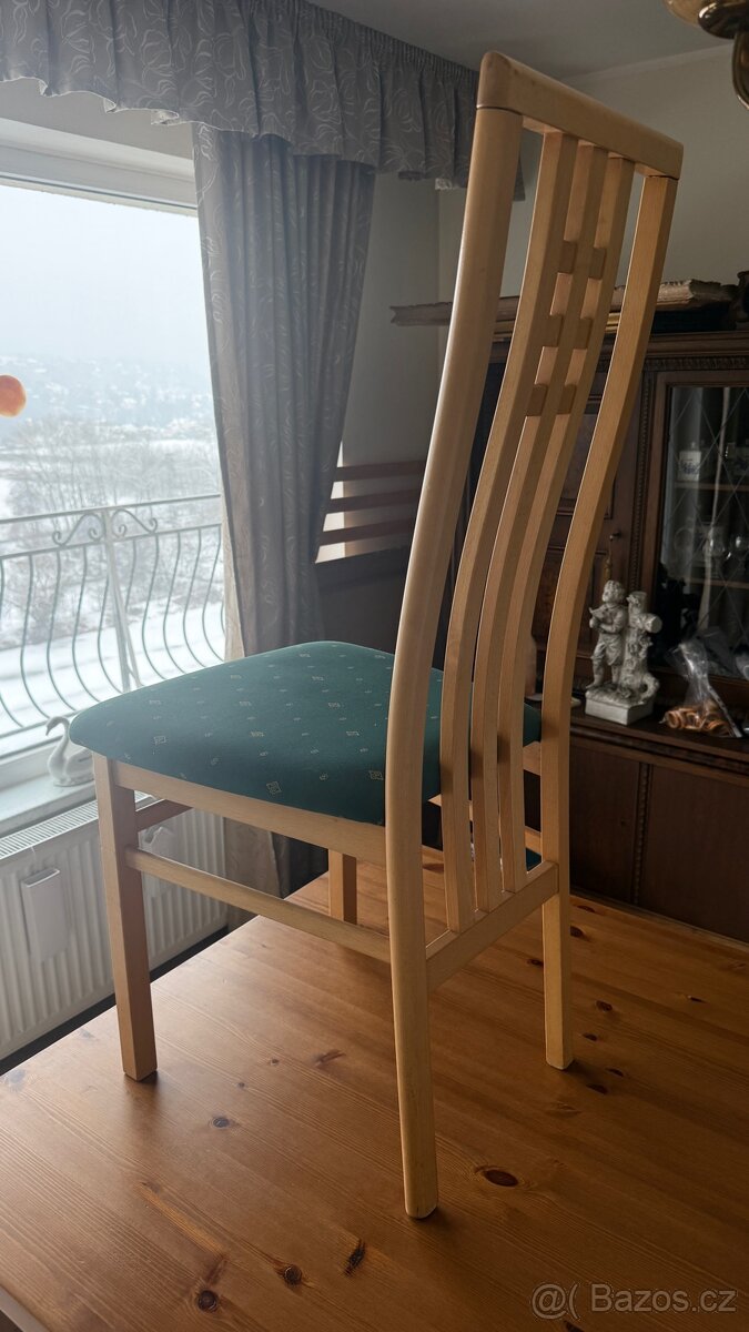 Stůl se židlemi Masív - 3