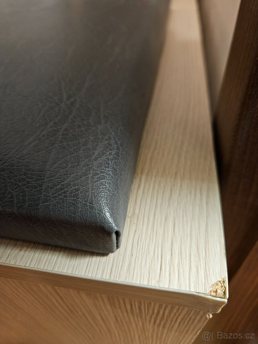 Botník se sedákem - 3