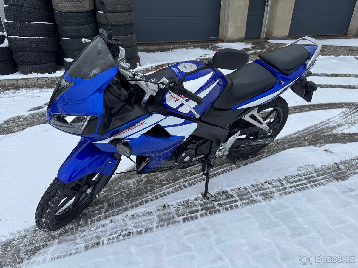 Honda CBR 125R - 3