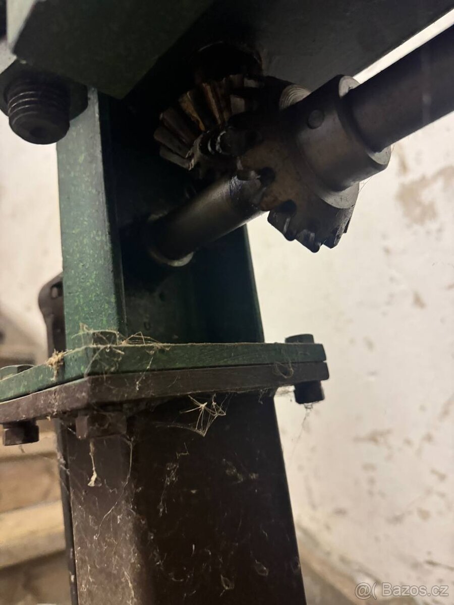 Ohýbačka plechu - 3