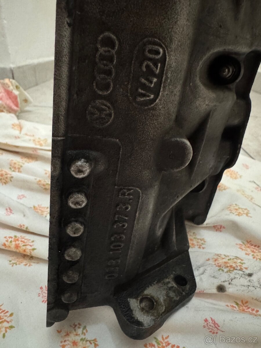 Hlava motoru 1.9ve - 3