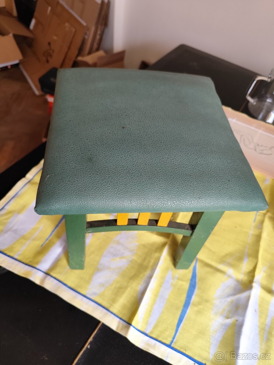 Stará stolička - 3