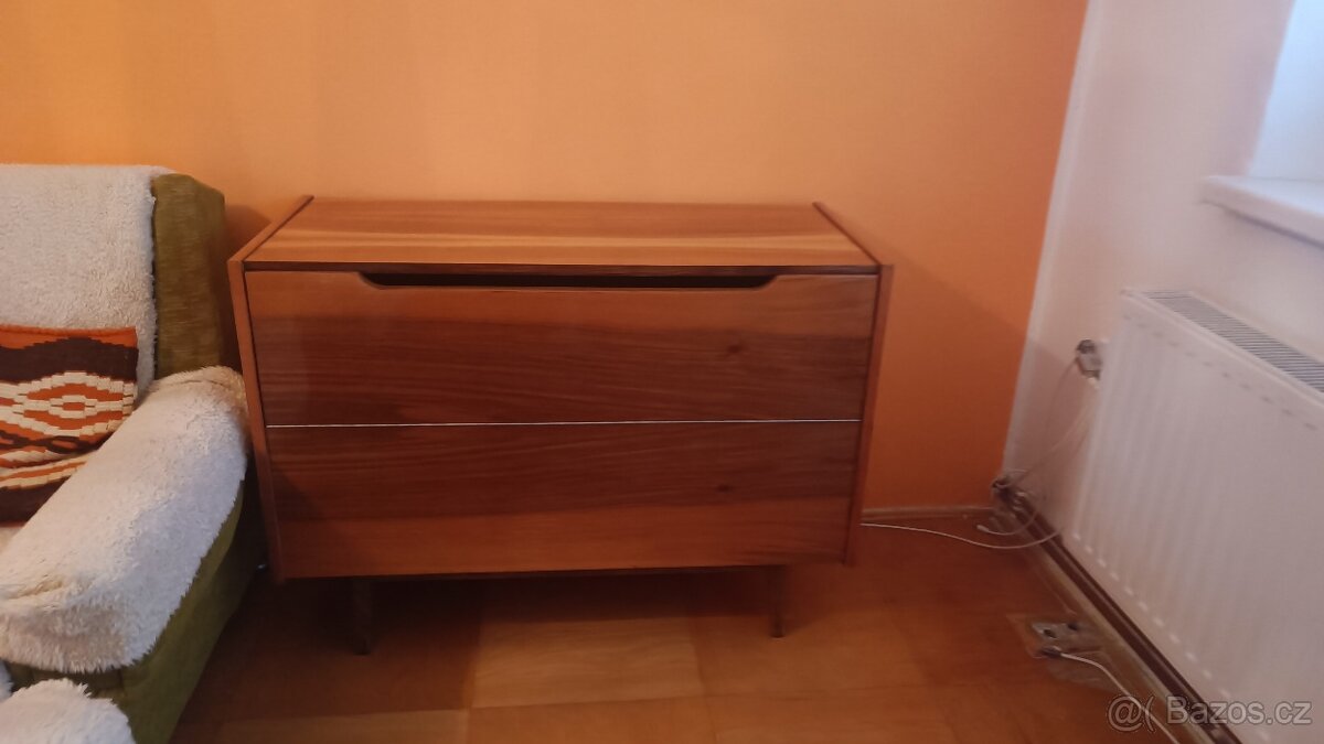 Velké šatní skříně - 3