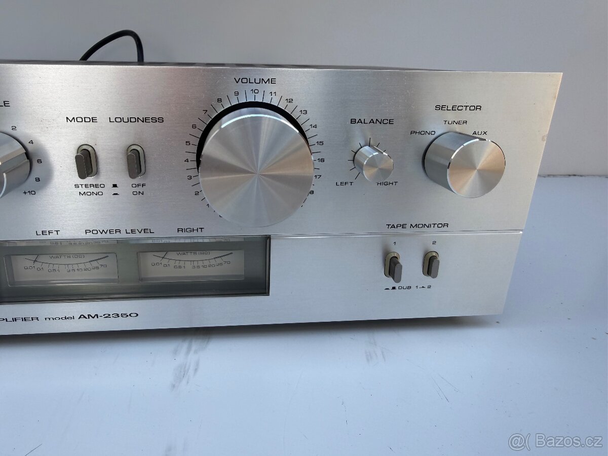 Akai AM-2350 - 3