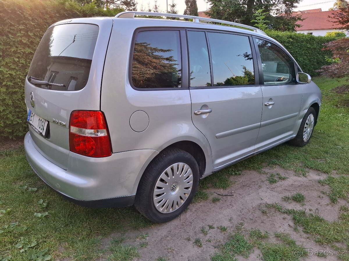 VW Touran 2.0 TDI 103kw Klima Model 2006 - 3