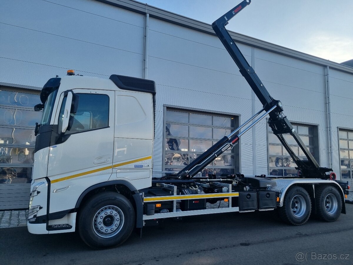 KONTEJNEROVKA VOLVO 6x4 MULTILIFT - 3