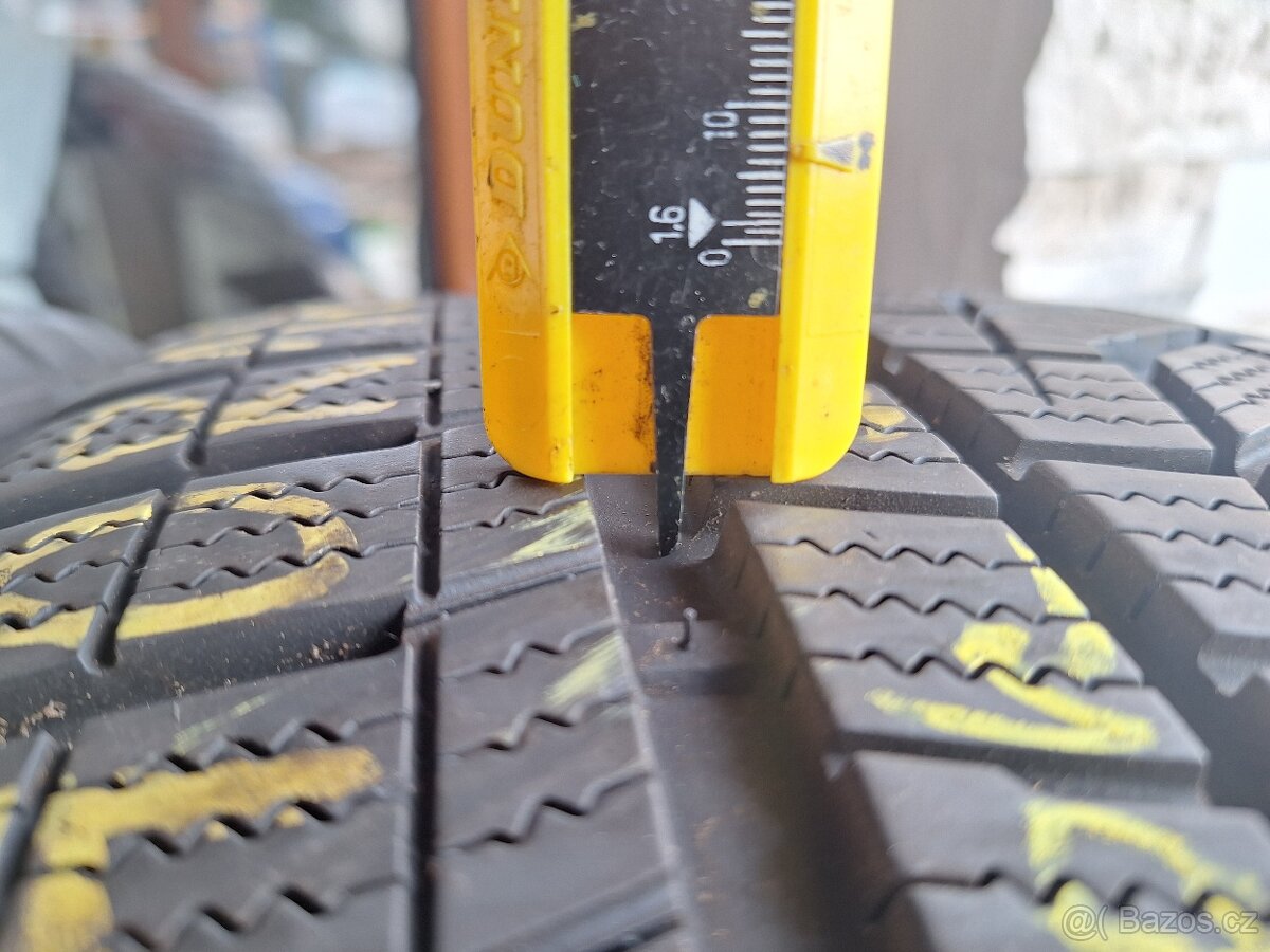 Prodám zimní pneu 225/40/18 Hankook - 3