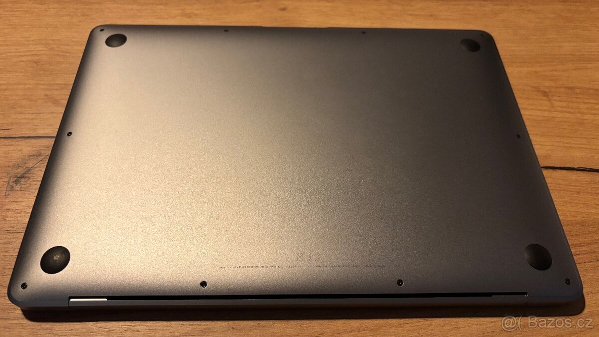 MacBook Air 13" M1 (2020) - 3