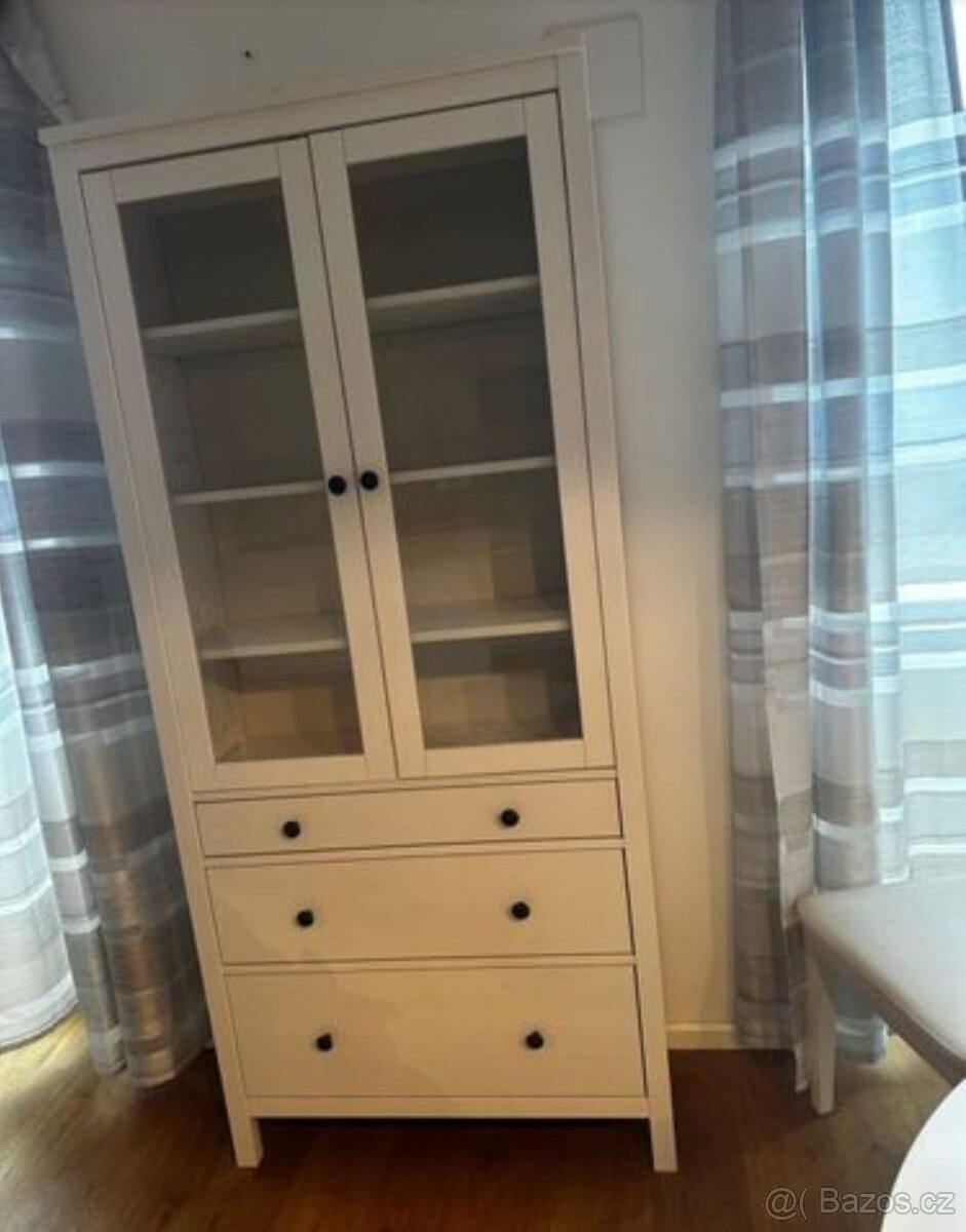 VITRÍNA IKEA HEMNES MAT - 3