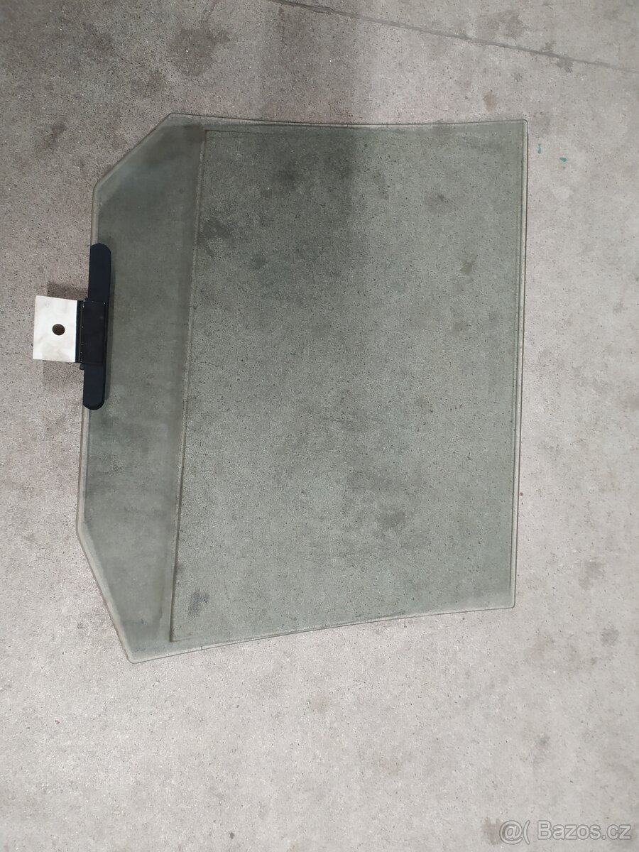 Bmw E60/E61 535d 200kw 2005 - 2x bezpečnostní sklo. - 3