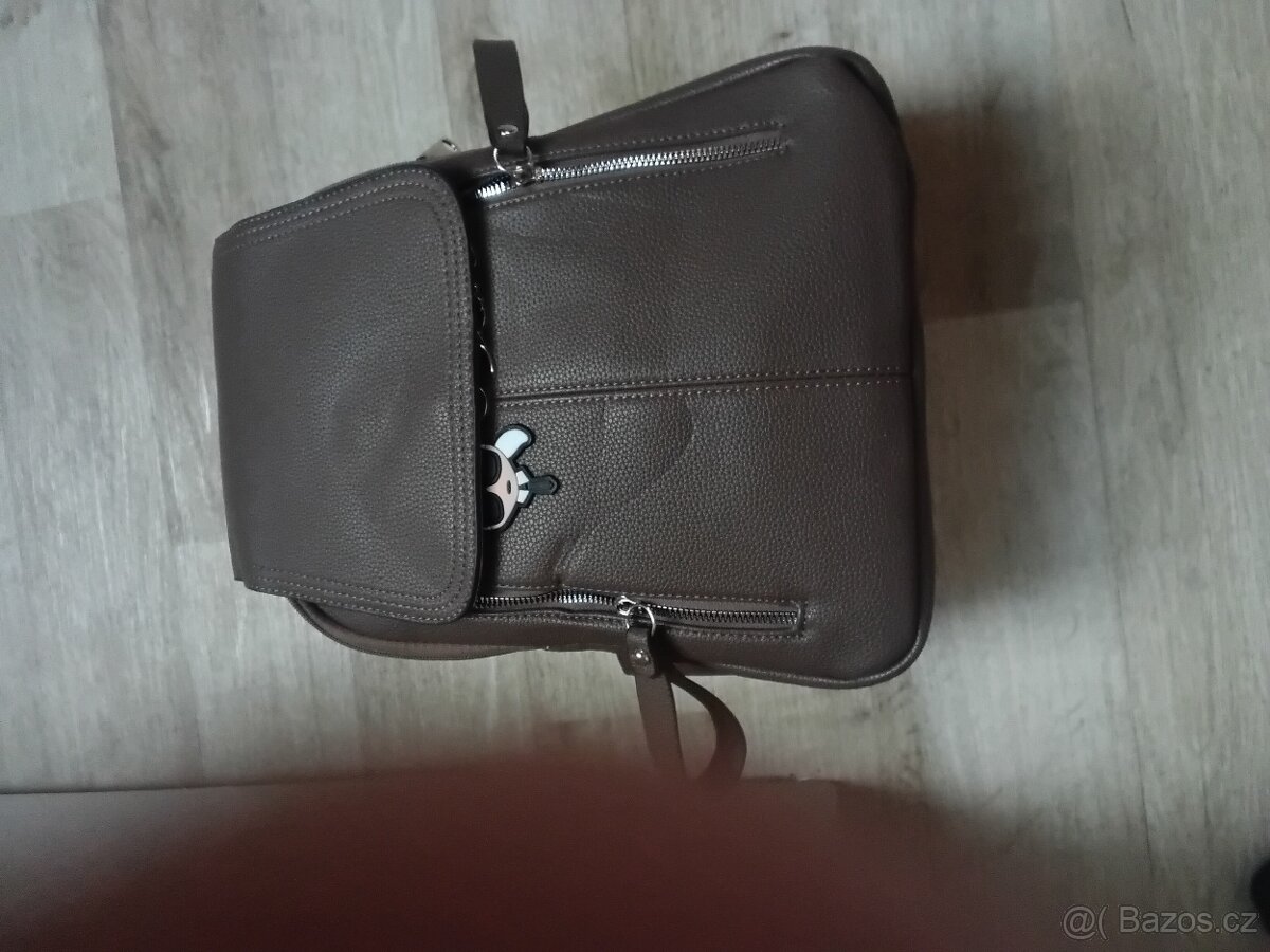 NOVÝ BATŮŽEK HNĚDÝ - 3