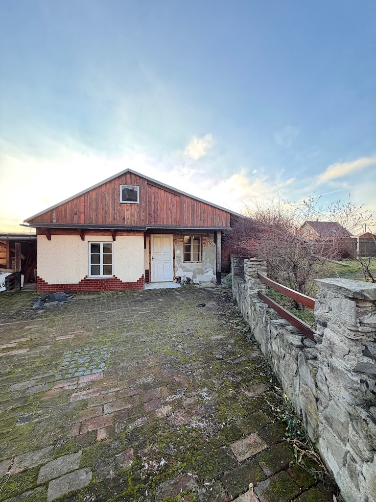 Investice - Dům 370m2 vhodný k výstavbě 4 bytových jednotek - 3