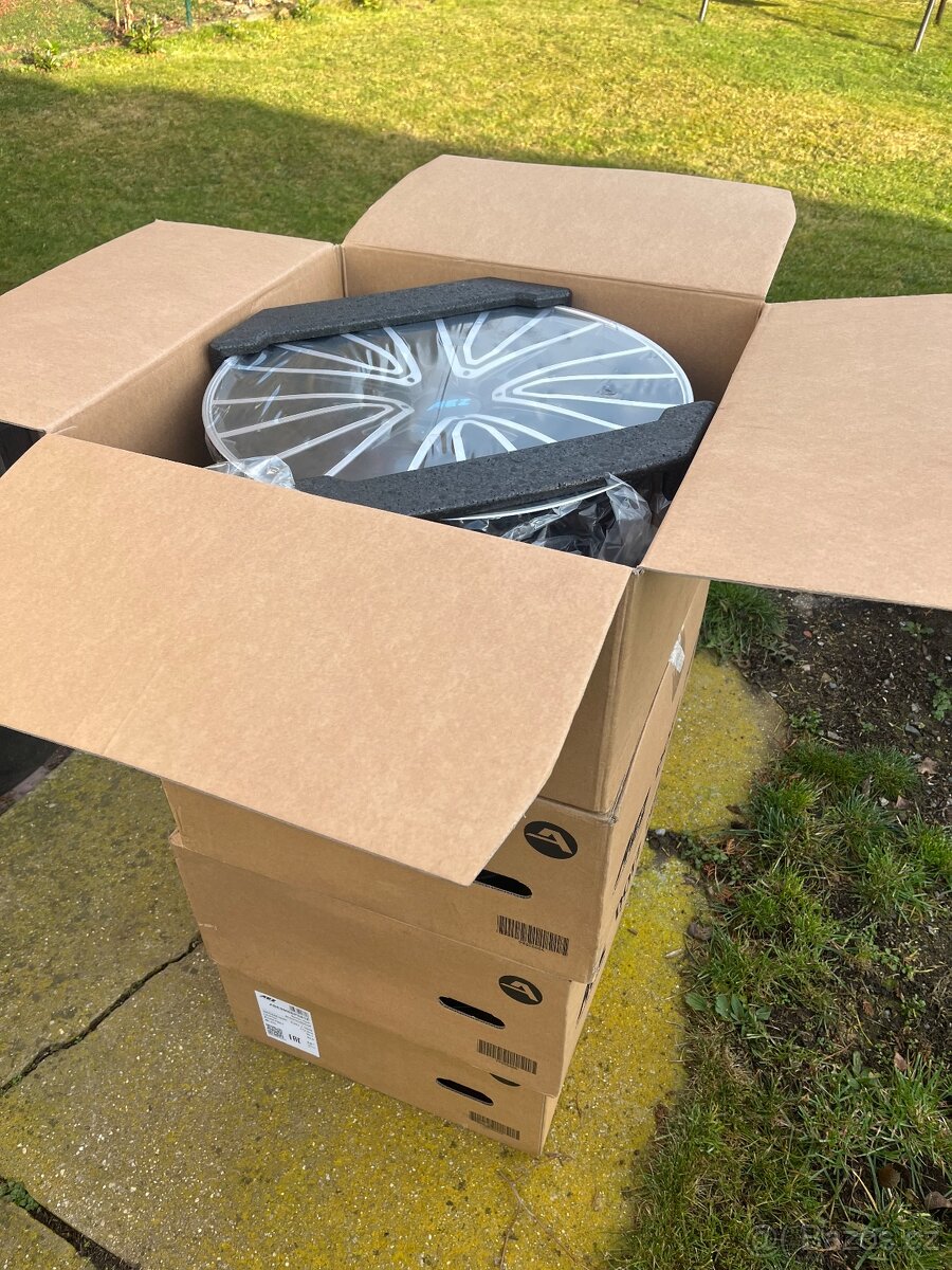 Alu kola AEZ 5x112 R19 - 3