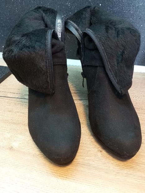 Zateplené semišové kozačky - 3