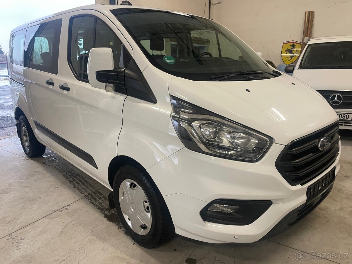 Ford Transit Custom 2,0TDCi 9Míst - 3