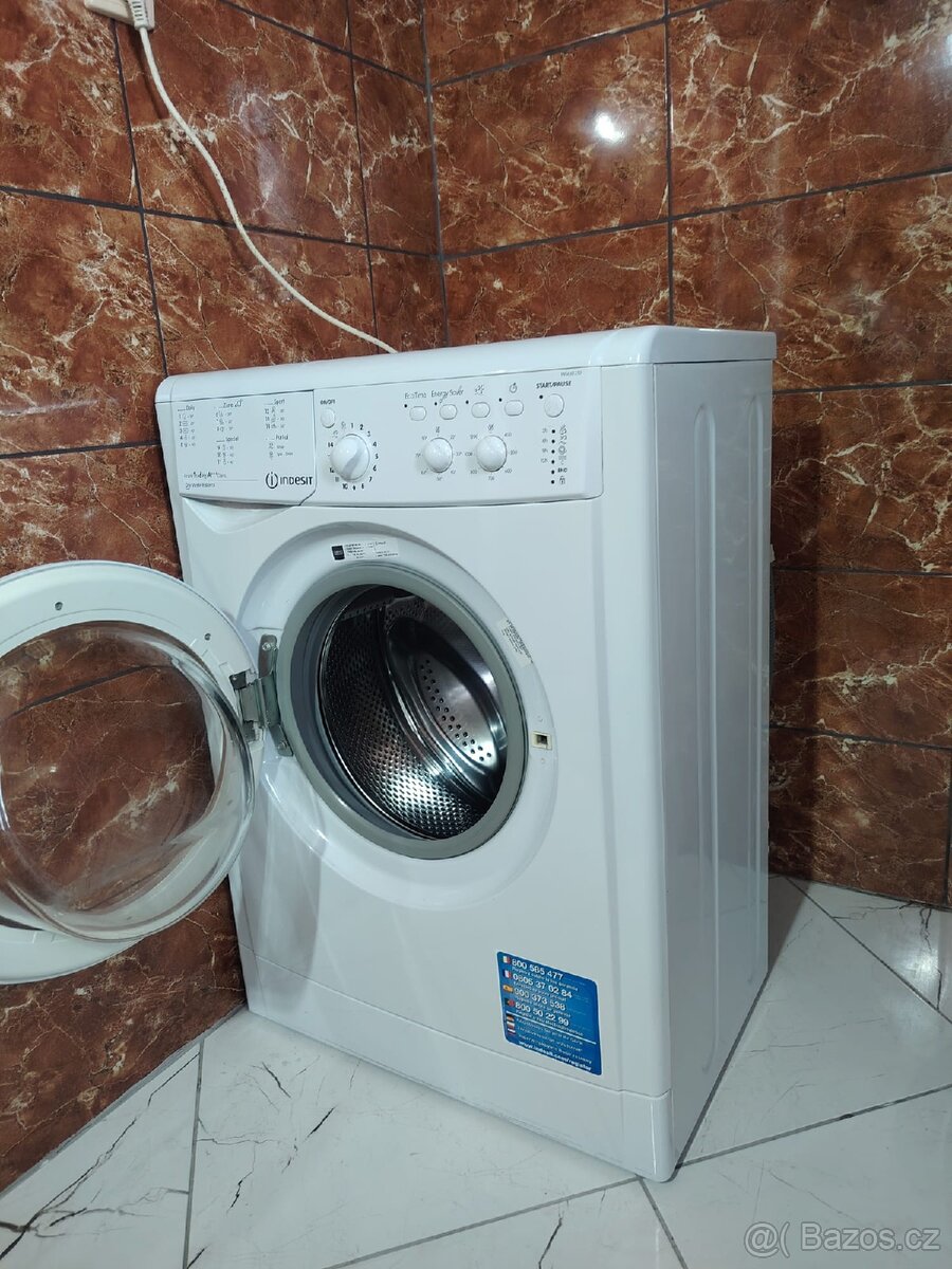 Pračka Indesit - 3