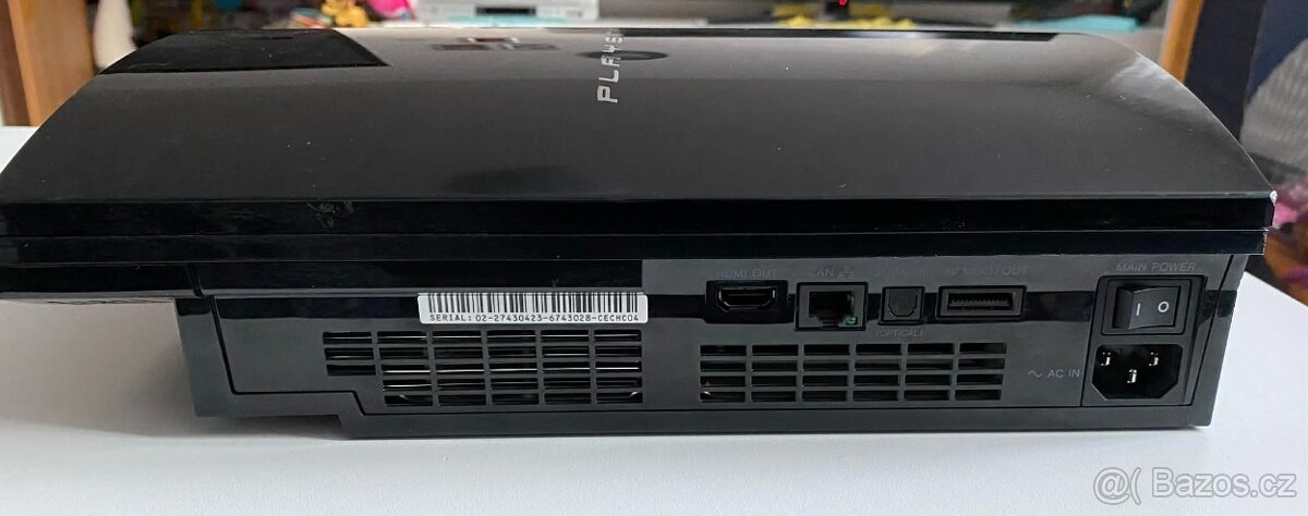 PlayStation 3 (CECHC04) - 3