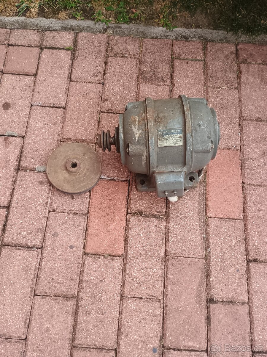 Elektromotor 220 V 0,37 kw - 3