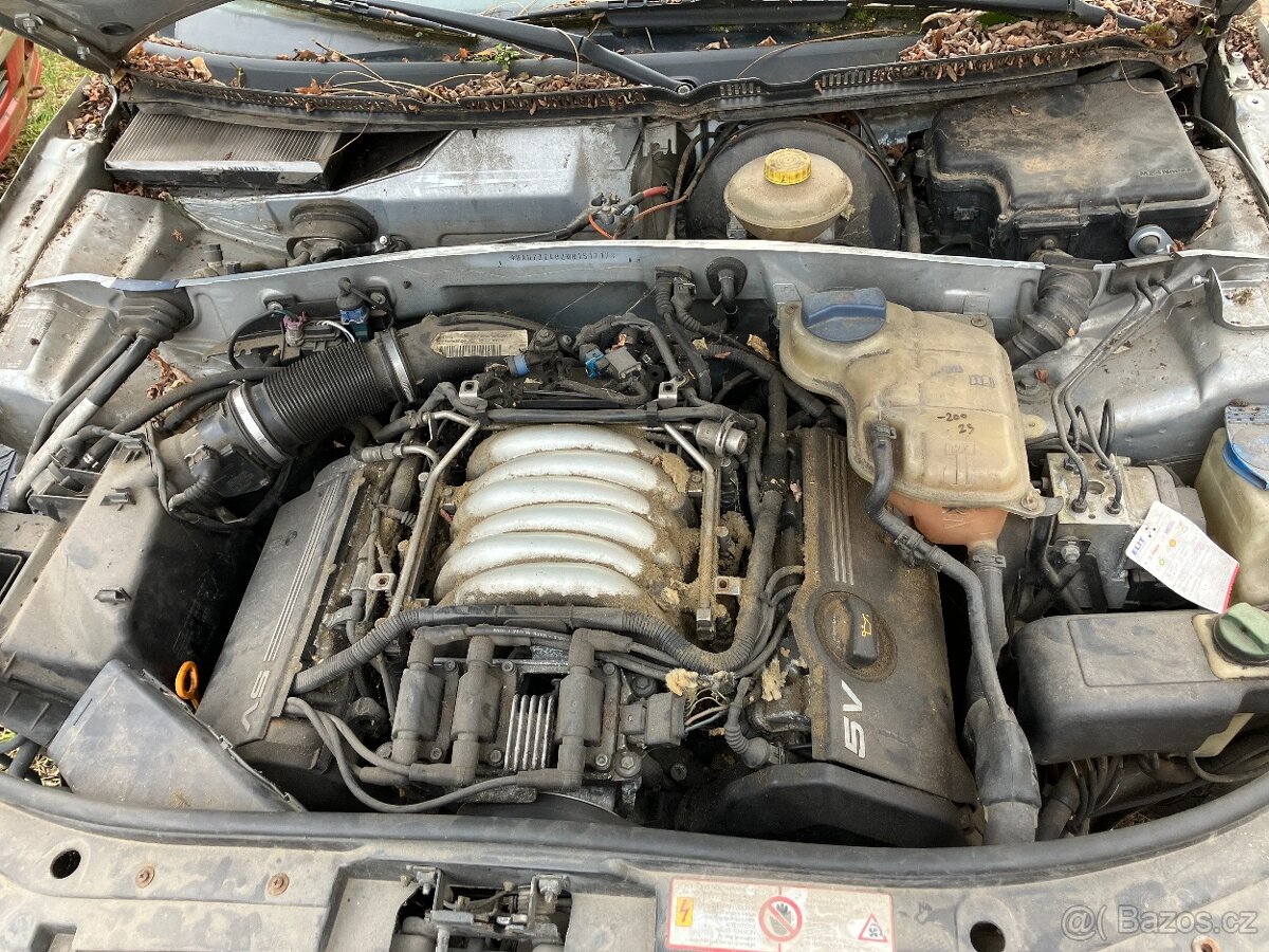 Audi A6 C5 kapota, chladičovka - 3