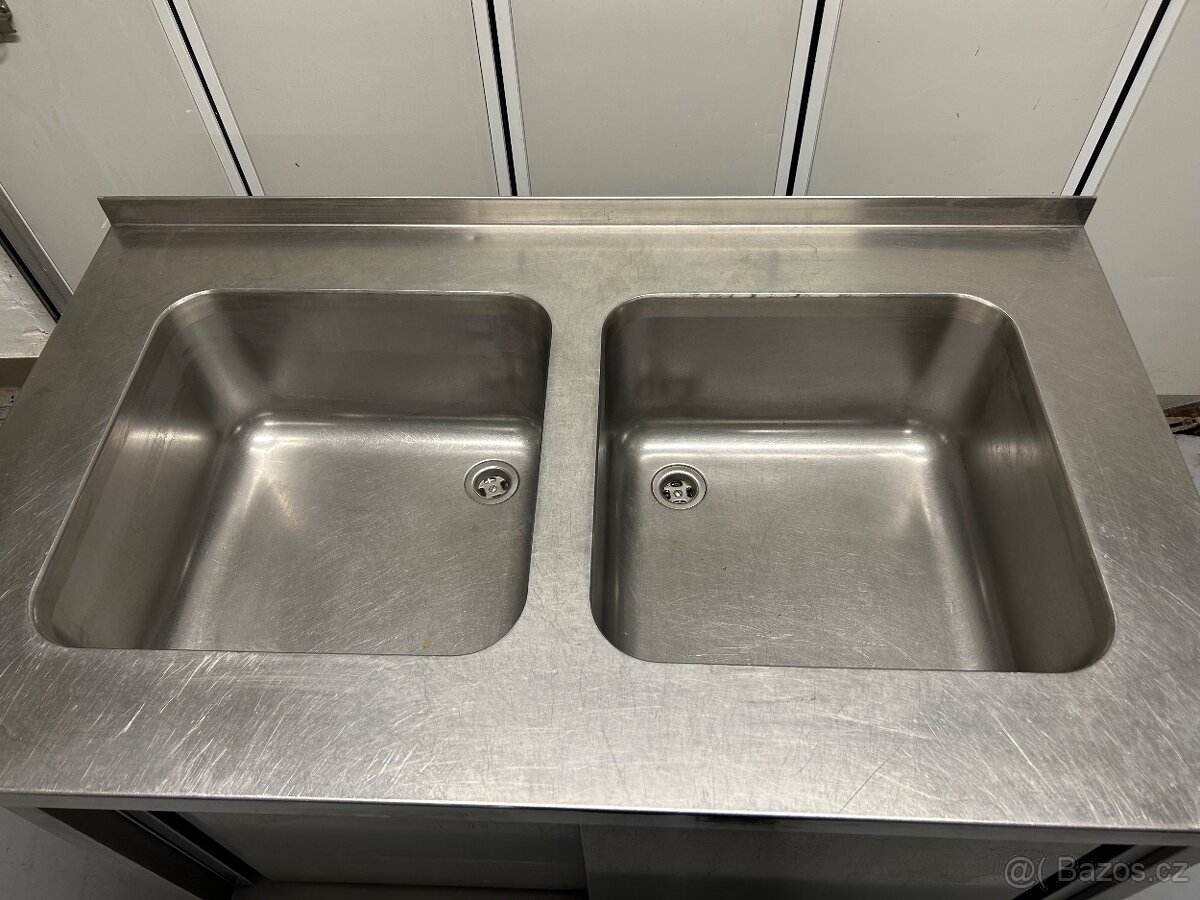 Nerezový dřez - 3