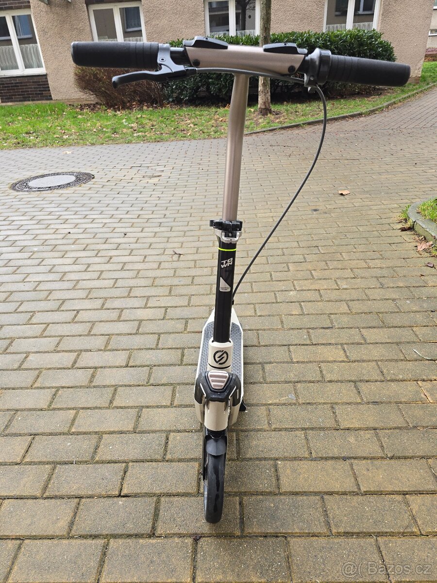 Koloběžka Oxelo TOWN 7 EF V2 - 3