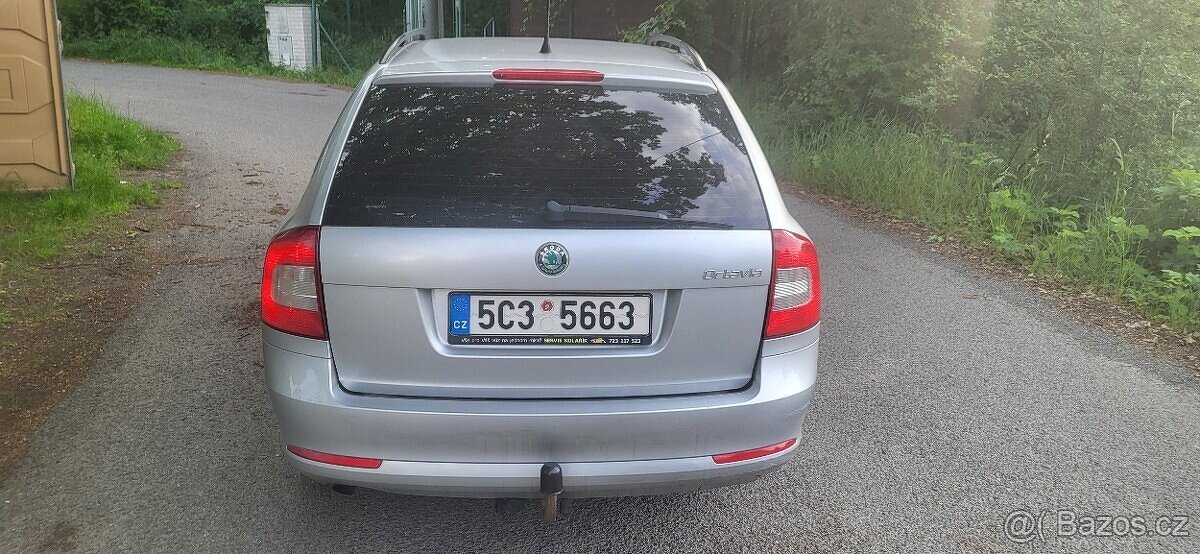 Škoda Octavia combi II 2.0 TDI 103KW Elegance Tažné-CZ-TOP - 3