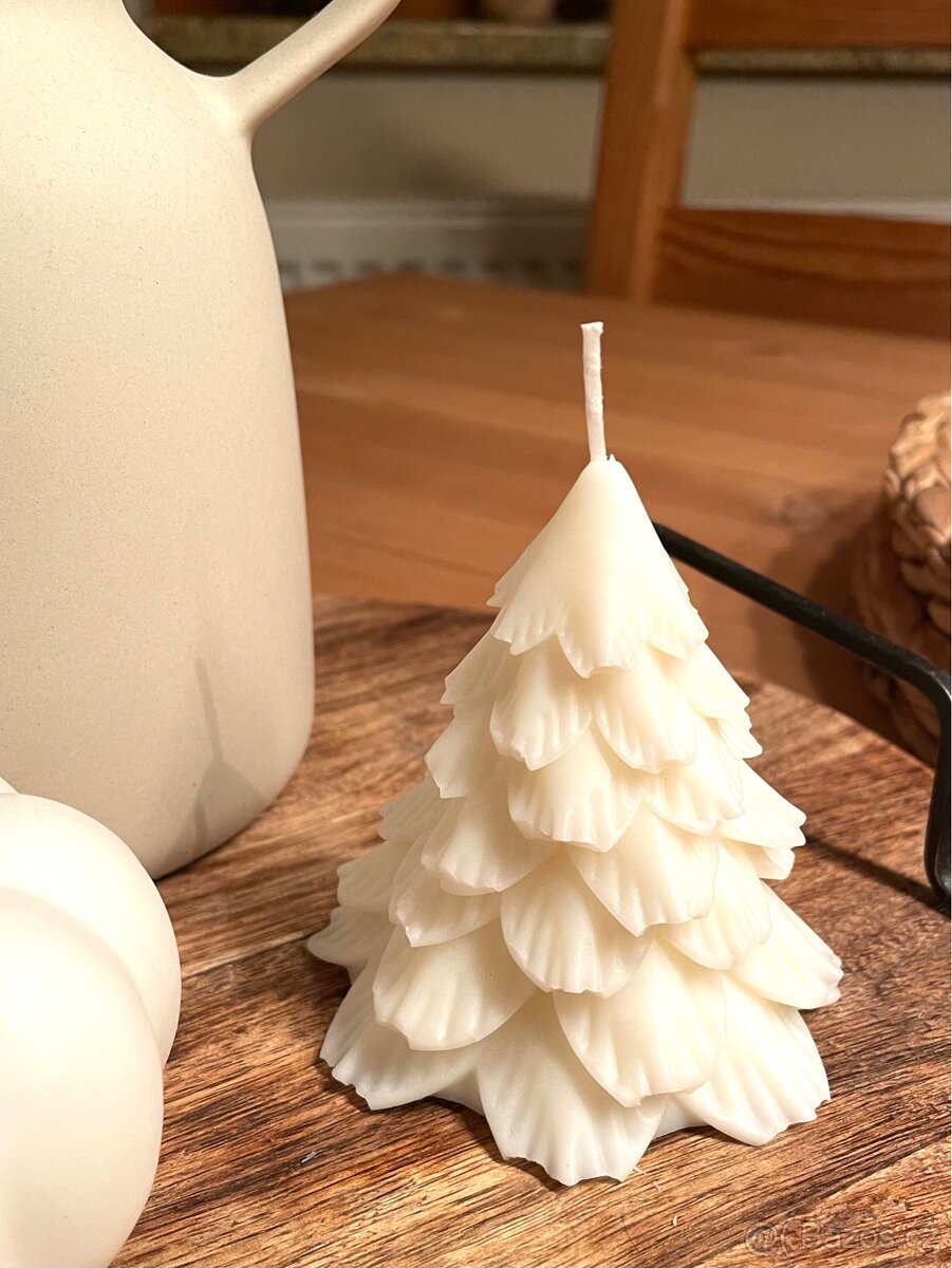 Svíčka stromecek / 190,- - 3