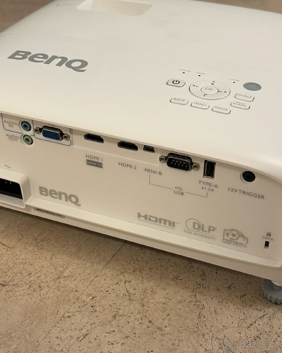 4K projektor BenQ TK800M - 3