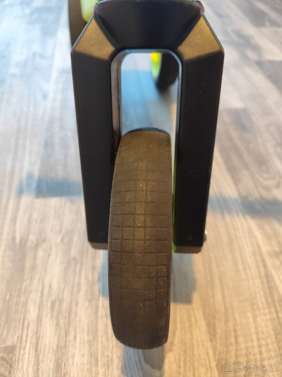 FUNNY WHEELS Odrážedlo zelené 2v1 (bez popruhu) - 3