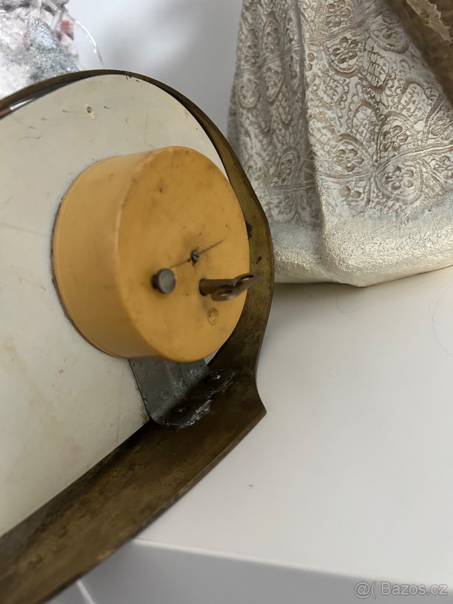 Hodiny prim Brusel Expo - 3