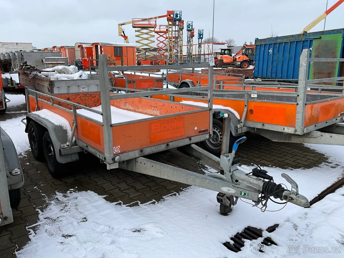 Brzděný dvouosý přívěs 2000 kg - 3