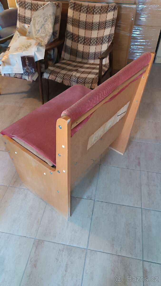 Lavice s úložným prostorem - 3