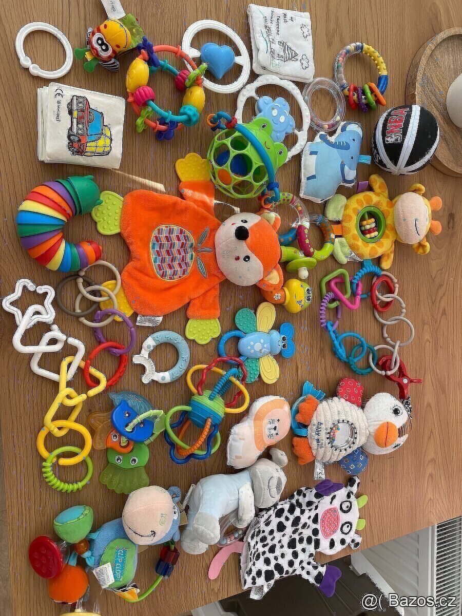 Zebra Ryan + další hračky pro miminko do 1 roku - 3