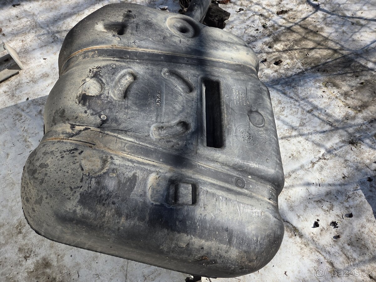 Fiat Ducato palivová nádrž 120l - 3