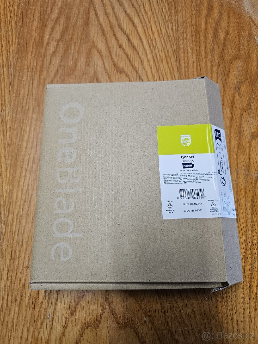 Prodám holící strojek OneBlade QP2724 - 3