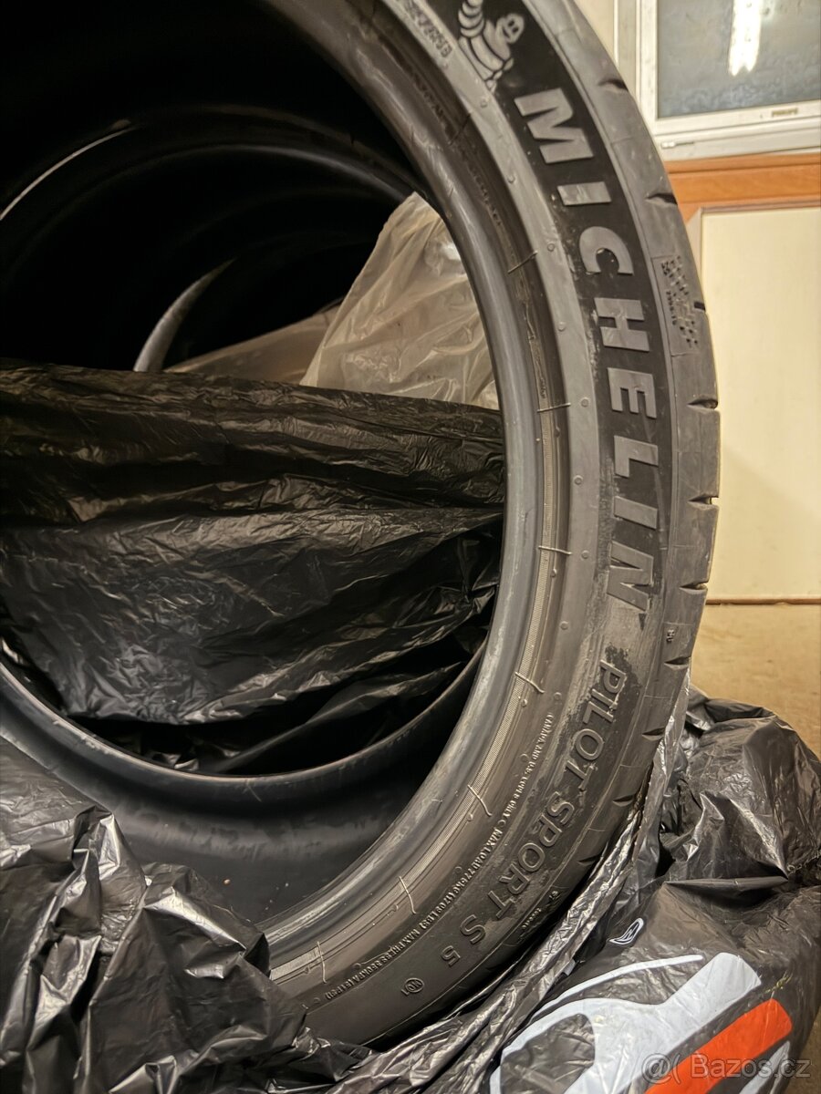 Letní pneu MICHELIN PILOT SPORT S 5 - 3