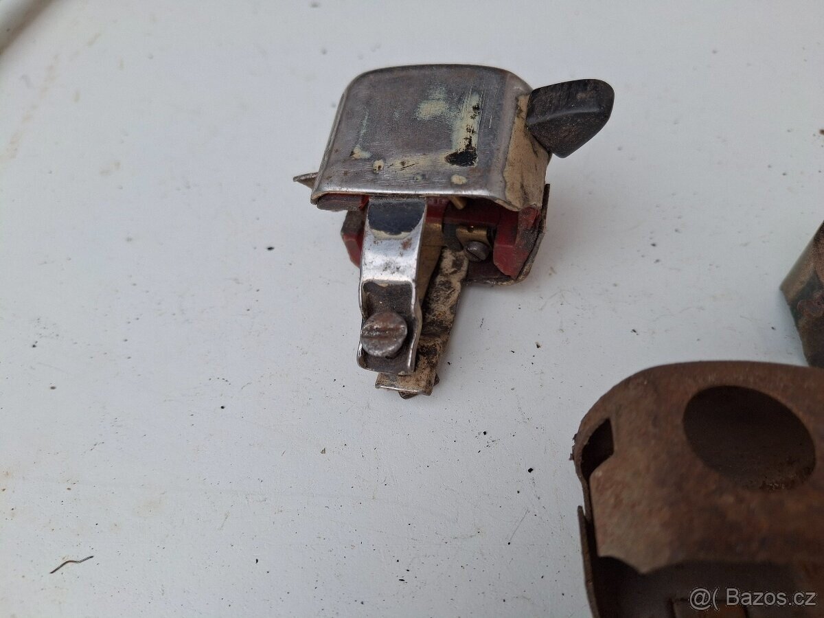Manet m90 přepínač světla - 3