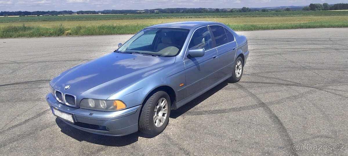 BMW 525i Sedan (E39) Facelift - 3