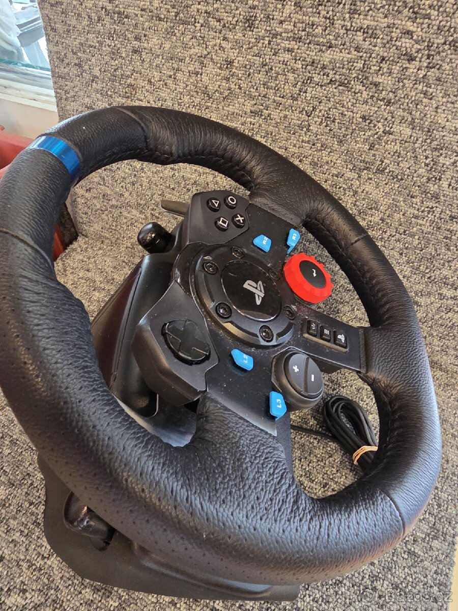 Logitech G29 SE pouze vyvaleno nepoužívaný - 3
