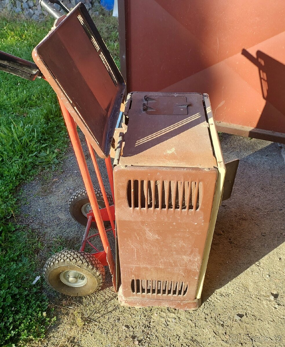 Starší kamna F 1413 – kompletní, funkční, demontované - 3