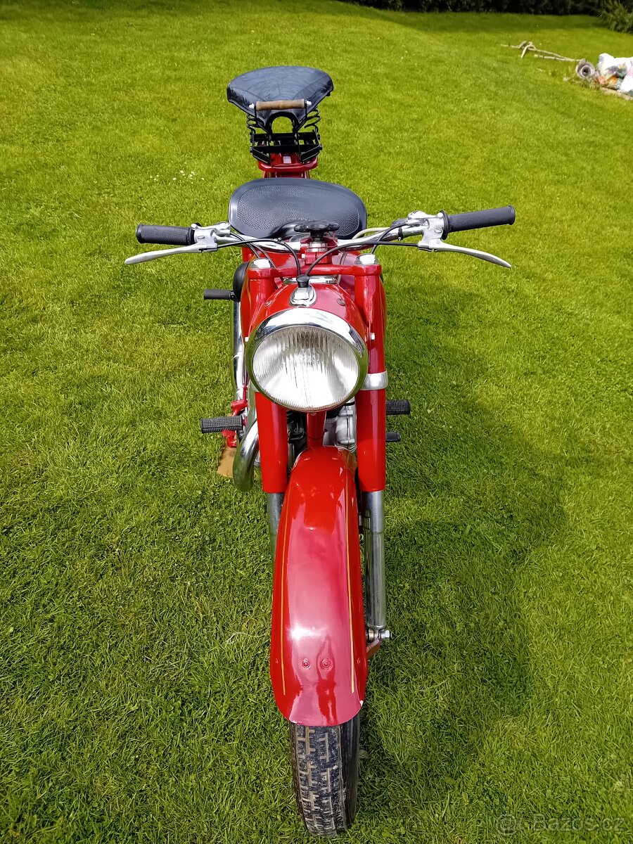 Triumph TWN 250 pérák, 1953 s doklady. - 3