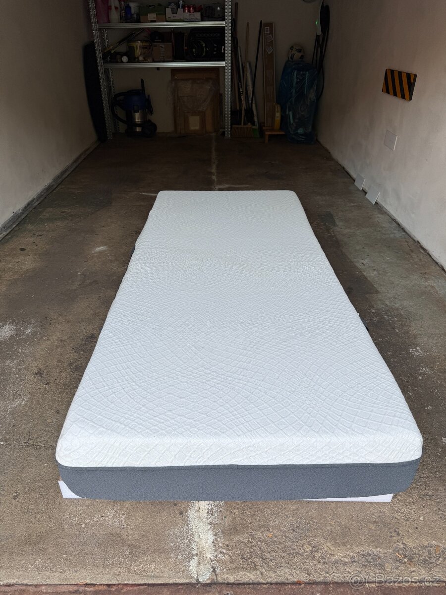 ZÁNOVNÍ- LYNGÖR IKEA - Rám postele - 200x90cm+matrace - 3